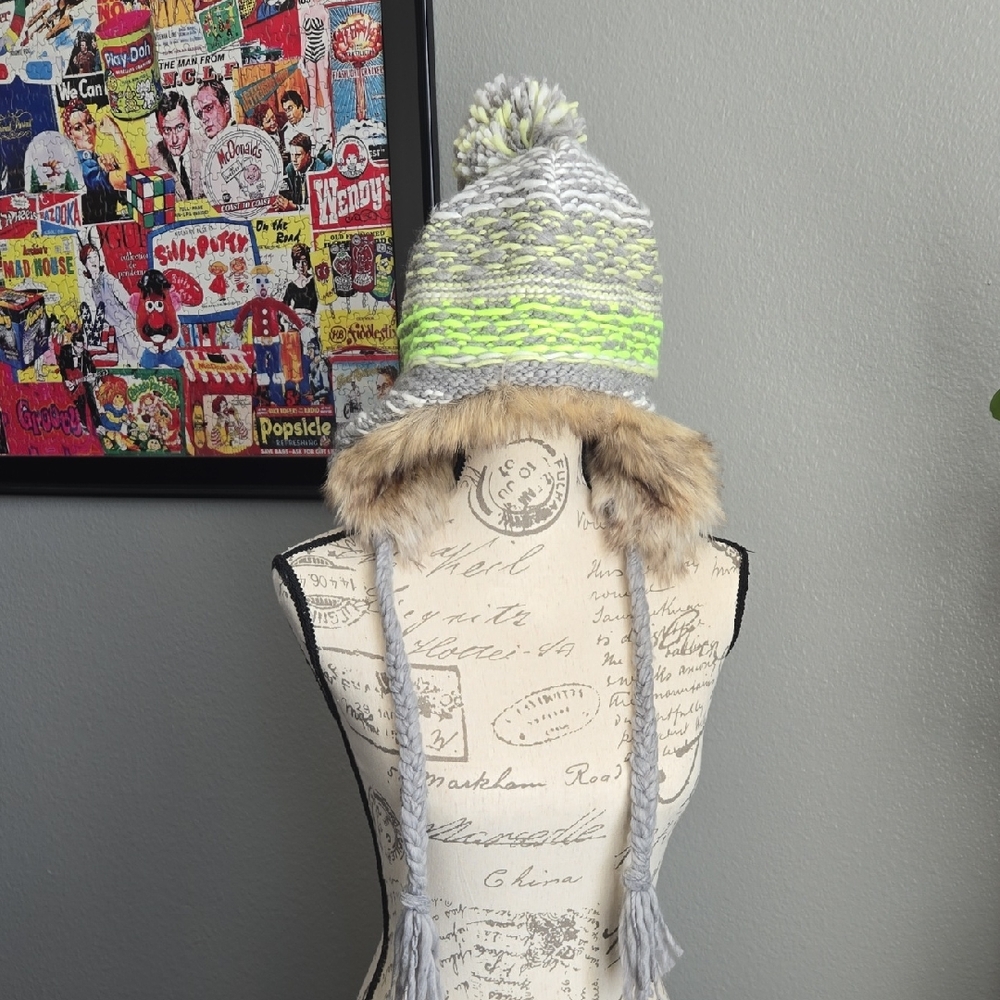 Abercrombie & Fitch Cream and Brown Faux Fur Hat